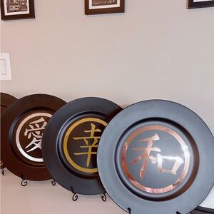 Japanese Plate Display: Symbols of Love, Happiness, and Peace